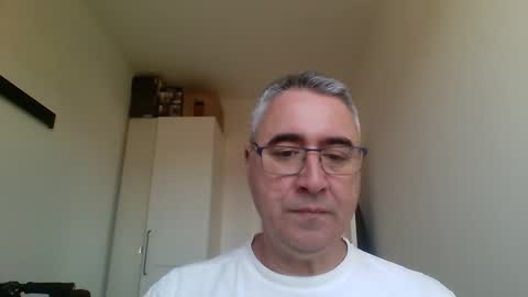 Snapshot of themohican chatting on 4, 4, 2026 Themohican online show from 4, 4, 2026