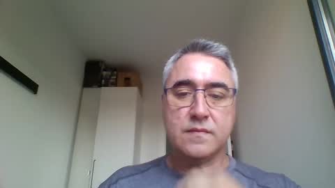 Snapshot of themohican chatting on 25, 4, 2026 Themohican online show from 25, 4, 2026