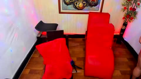 themuscularvenezuelanman online show from 14, 3, 2026