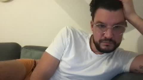 thenudeworldrover online show from 22, 2, 2025