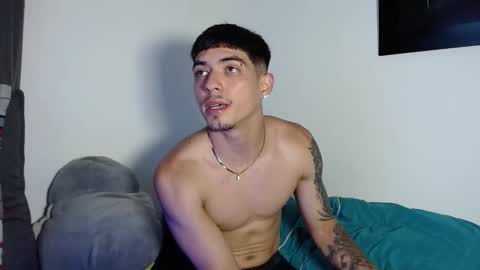 theo_levis online show from 28, 3, 2026