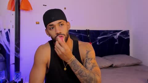 Theo Sky online show from 28, 10, 2025