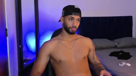 Theo Sky online show from 5, 11, 2025