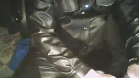 Snapshot of theobserverxoxo chatting on 29, 12, 2024 Leatherman online show from 29, 12, 2024