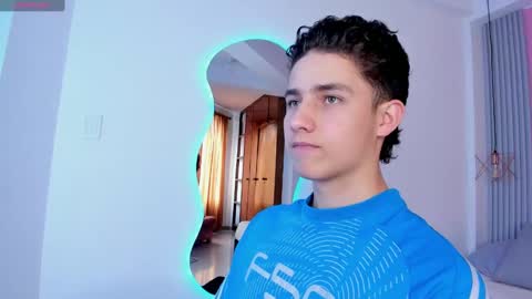 Snapshot of theohawke_ chatting on 4, 1, 2025 THEO- MATEO online show from 4, 1, 2025