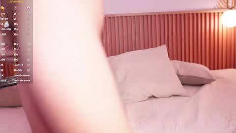 Snapshot of theohawke_ chatting on 25, 1, 2025 THEO- MATEO online show from 25, 1, 2025