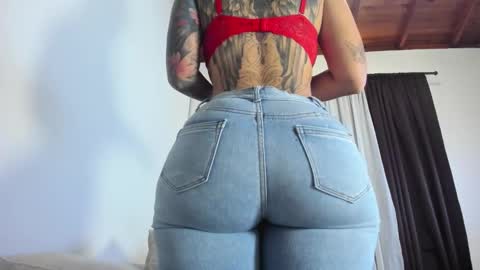 Snapshot of thepam_boobs chatting on 25, 9, 2025 Pamela online show from 25, 9, 2025