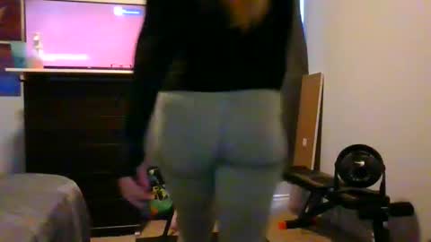 Snapshot of thepeachprincess chatting on 11, 1, 2025 the peach princess online show from 11, 1, 2025