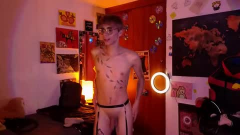 Snapshot of theprince_red chatting on 16, 4, 2026 Matt independent model online show from 16, 4, 2026