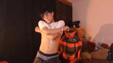 Snapshot of theprince_red chatting on 11, 5, 2026 Matt independent model online show from 11, 5, 2026