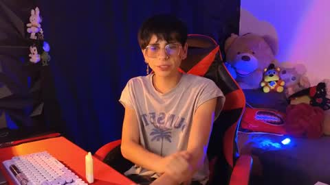 Snapshot of theprince_red chatting on 14, 5, 2026 Matt independent model online show from 14, 5, 2026