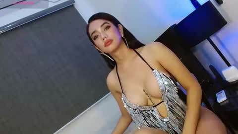 Snapshot of thequeenofsexx chatting on 26, 1, 2025 Amber DONT FORGET TO FOLLOW ME AND THUMBS UP online show from 26, 1, 2025