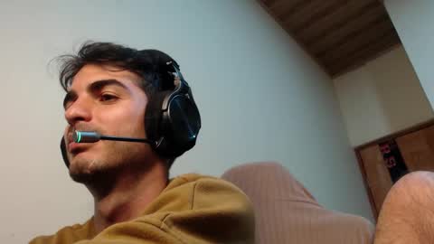 Santiago Enrique online show from 10, 9, 2025