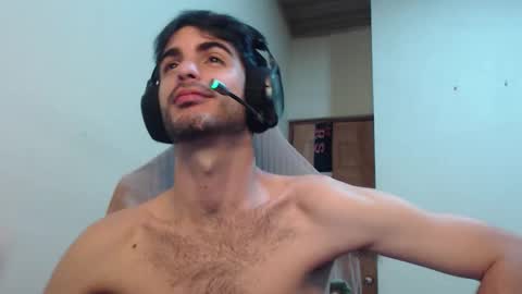 Santiago Enrique online show from 16, 11, 2025