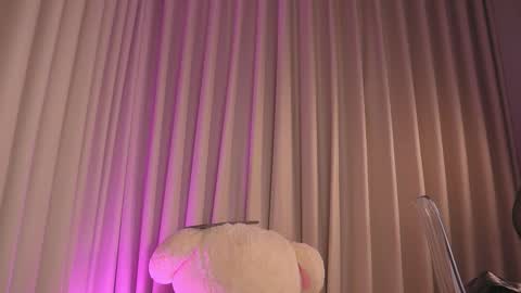    online show from 22, 3, 2026