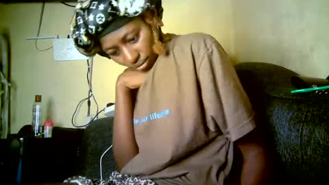 Snapshot of therry_heart chatting on 19, 7, 2026 hearty online show from 19, 7, 2026