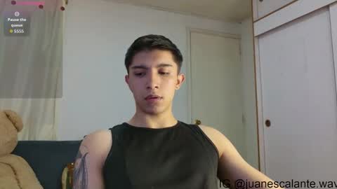 Snapshot of thesaint_xxx chatting on 22, 4, 2026 thesaint_xxx online show from 22, 4, 2026