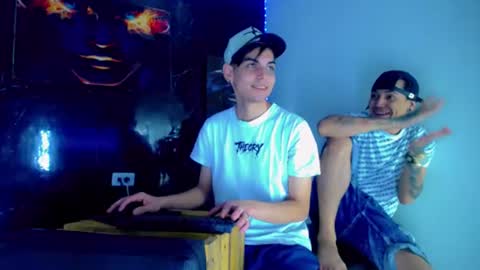 Snapshot of theshamefulboys chatting on 28, 6, 2026 David y Daniel online show from 28, 6, 2026