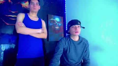 Snapshot of theshamefulboys chatting on 9, 7, 2026 David y Daniel online show from 9, 7, 2026