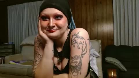 Siren of the Fae online show from 14, 4, 2026