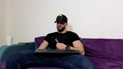 Snapshot of thetopalex chatting on 11, 12, 2024 TheTopAlex online show from 11, 12, 2024