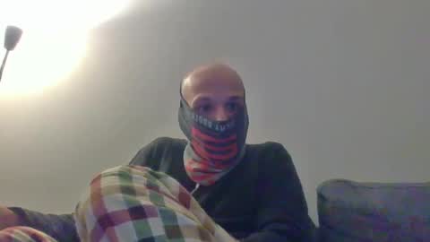 Snapshot of thetubedscarfguy chatting on 15, 2, 2025 Scarf guy online show from 15, 2, 2025
