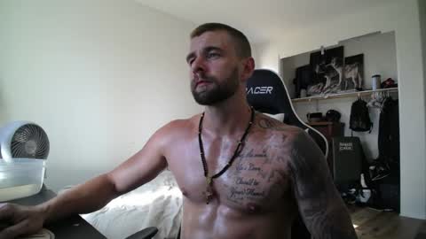 Snapshot of theufcfan_8181 chatting on 21, 7, 2026 troy online show from 21, 7, 2026