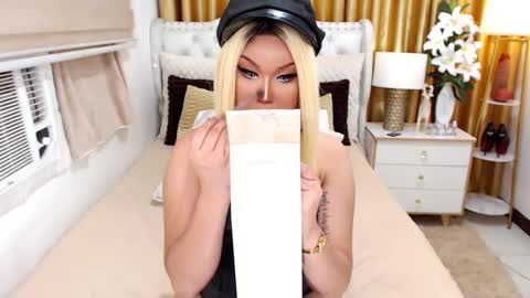 Snapshot of theunmarriedwife chatting on 2, 3, 2025 ValerieAnderson online show from 2, 3, 2025