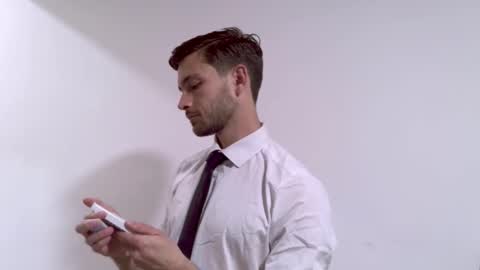 Snapshot of thewaiter2025 chatting on 25, 11, 2025 The Waiter online show from 25, 11, 2025