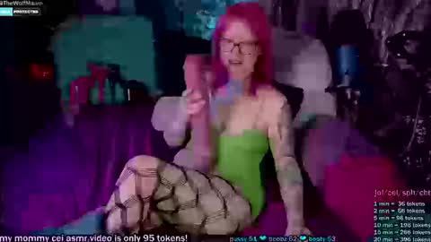 Snapshot of thewolfmaam chatting on 10, 9, 2025 Ana Adrenal online show from 10, 9, 2025