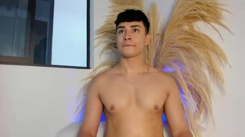 Thiago  online show from 6, 11, 2025