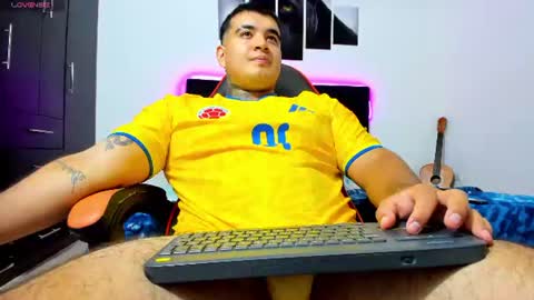 Snapshot of thiago_cp01 chatting on 29, 7, 2026 Thiago online show from 29, 7, 2026