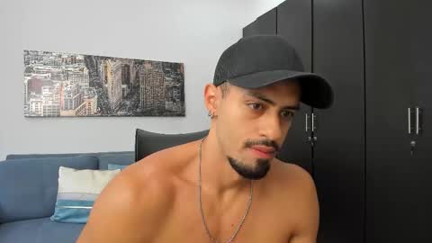 thiago_driussi online show from 3, 12, 2025