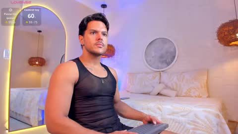 Thiago online show from 7, 11, 2025