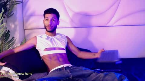 ThiagoFerreti online show from 18, 4, 2026