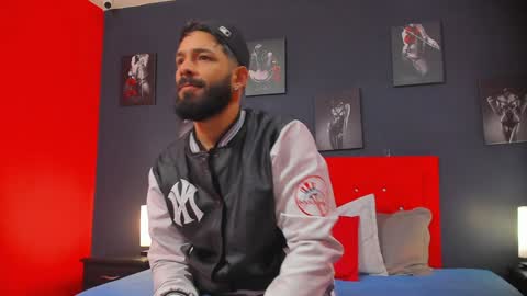 Thia Gomez online show from 11, 12, 2024