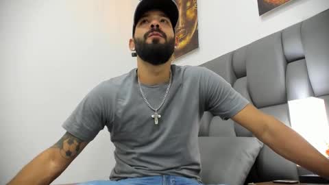 Thia Gomez online show from 3, 3, 2026