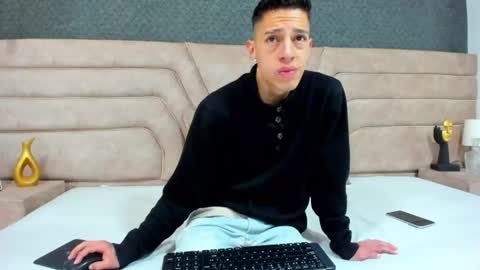 Snapshot of thiagos19 chatting on 16, 6, 2026 Thiago online show from 16, 6, 2026