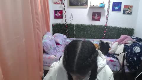 Snapshot of thiana_horny chatting on 10, 6, 2026 thiana_horny online show from 10, 6, 2026