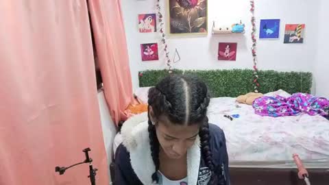 Snapshot of thiana_horny chatting on 25, 6, 2026 thiana_horny online show from 25, 6, 2026