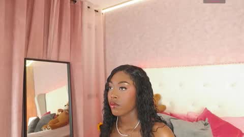 ThianaLopez online show from 31, 10, 2025