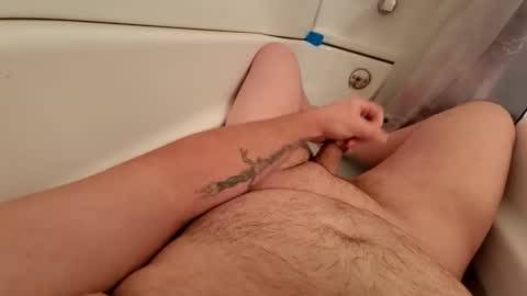 Snapshot of thicc_leak chatting on 23, 4, 2026 thicc_leak online show from 23, 4, 2026