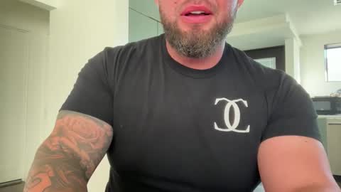 Snapshot of thiccbull12 chatting on 6, 11, 2025 thiccbull12 online show from 6, 11, 2025