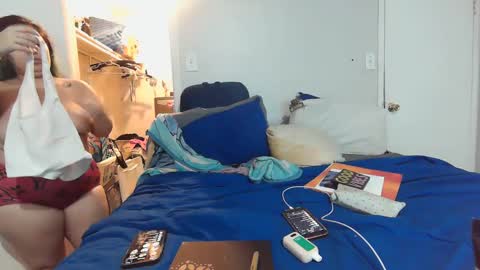 GinWitDaJuice online show from 7, 1, 2025