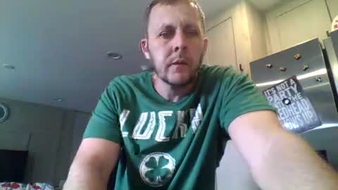 Snapshot of thick_dick11 chatting on 13, 4, 2026 Val online show from 13, 4, 2026