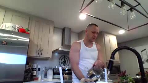 Snapshot of thick_dick11 chatting on 21, 4, 2026 Val online show from 21, 4, 2026