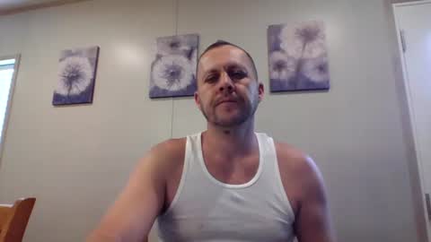 Snapshot of thick_dick11 chatting on 28, 4, 2026 Val online show from 28, 4, 2026