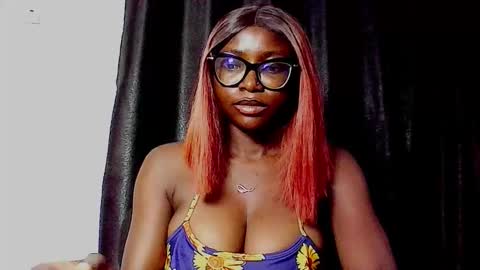 Snapshot of thick_ebonie chatting on 8, 10, 2025 Jenny online show from 8, 10, 2025
