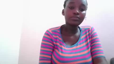 Snapshot of thick_eviey chatting on 19, 12, 2024 love online show from 19, 12, 2024