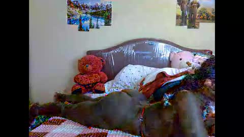 thickassvillageebony online show from 17, 10, 2025